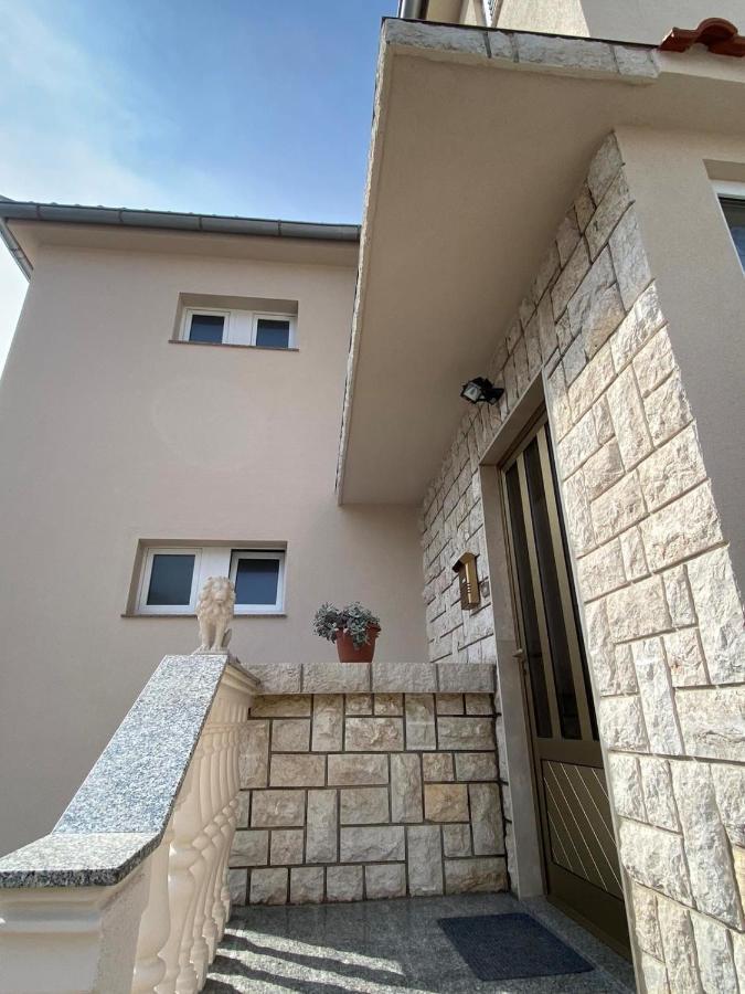 Apartman Branka راب المظهر الخارجي الصورة