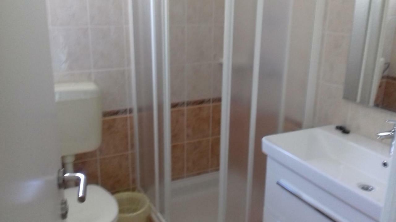 Apartman Branka راب المظهر الخارجي الصورة