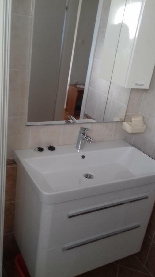 Apartman Branka راب المظهر الخارجي الصورة